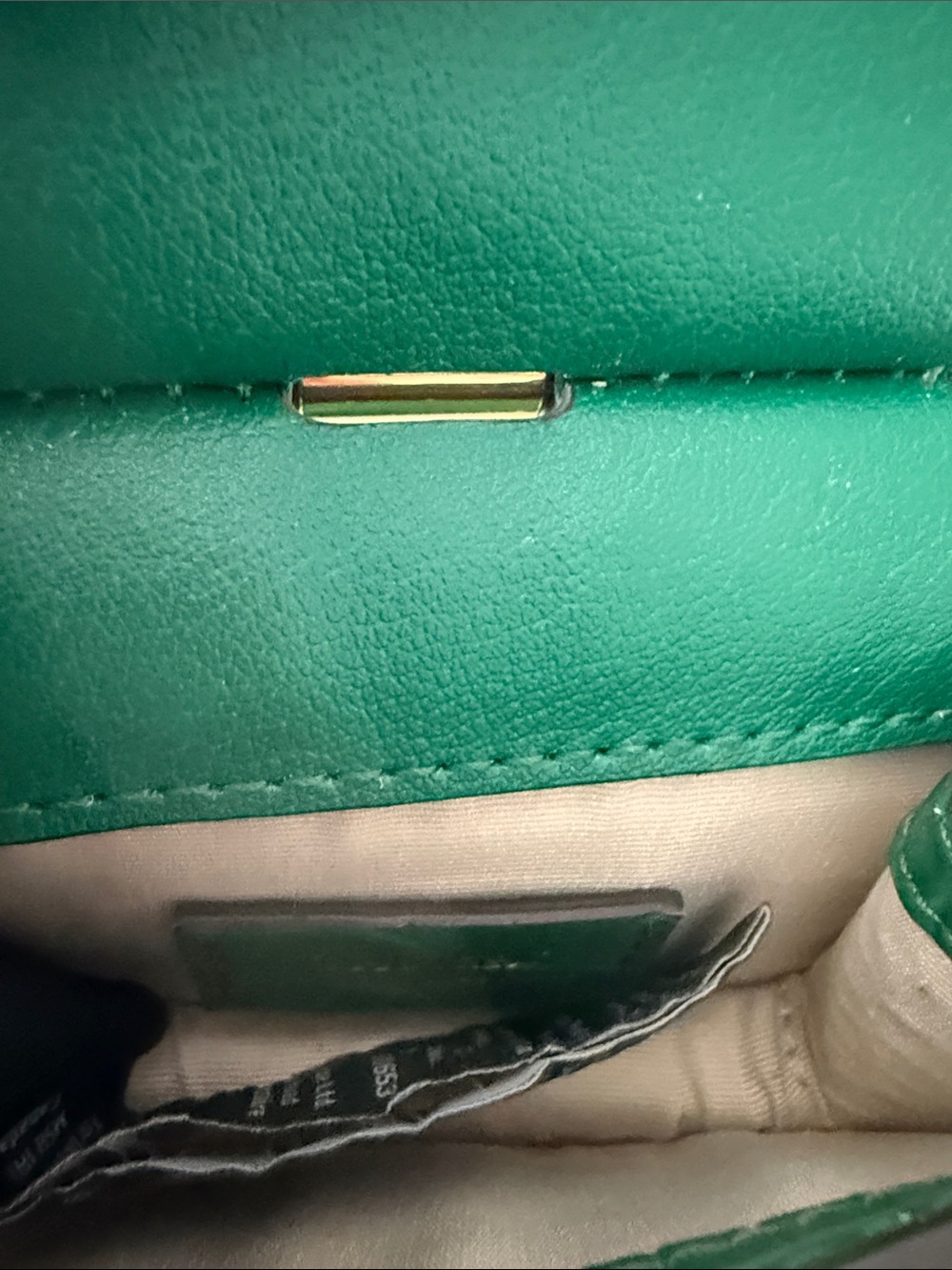 Ralph Lauren Green Croc-Embossed Mini Shoulder Bag with Gold Chain - Picture 3 of 3